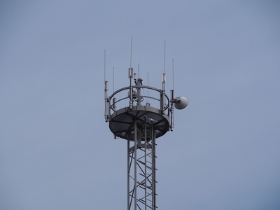 建在小區里的5G基站，對人體影響究竟有多大？